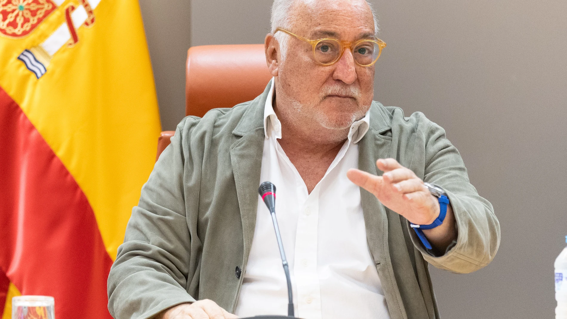 El director general de la DGT, Pere Navarro, inaugura la Jornada técnica 'Seguridad vial y furgonetas', en la sede de la DGT, a 12 de septiembre de 2025, en Madrid (España). La jornada está dedicada a abordar los principales retos, riesgos y propuestas vinculadas al uso de furgonetas en las carreteras españolas. Además, analizan los factores de siniestralidad o comportamiento al volante. 12 SEPTIEMBRE 2025;SEGURIDAD VIAL;CARRETERAS;TRANSPORTE: FURGONETAS Eduardo Parra / Europa Press 12/09/...