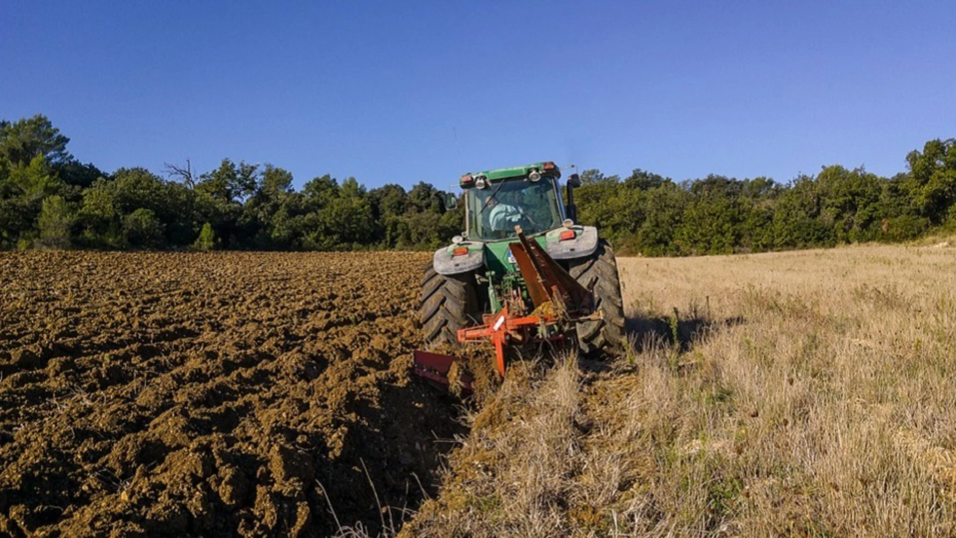 Imagen de archivo de un tractor.