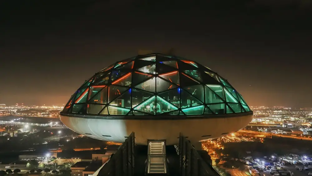 Cúpula de vidrio del Hyatt Regency Barcelona Tower