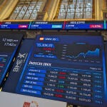 El IBEX 35 baja el 0,09 % tras la inflación en Europa y pese a los récords de Wall Street