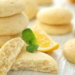 Sin harina ni azúcar: así es la receta más fácil para preparar galletas de limón