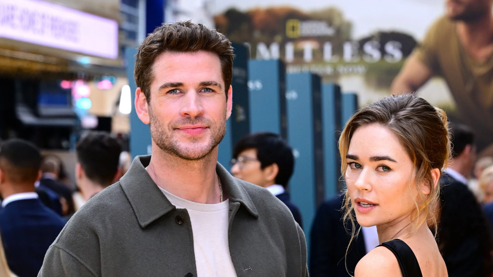 Liam Hemsworth y Gabriella Brooks