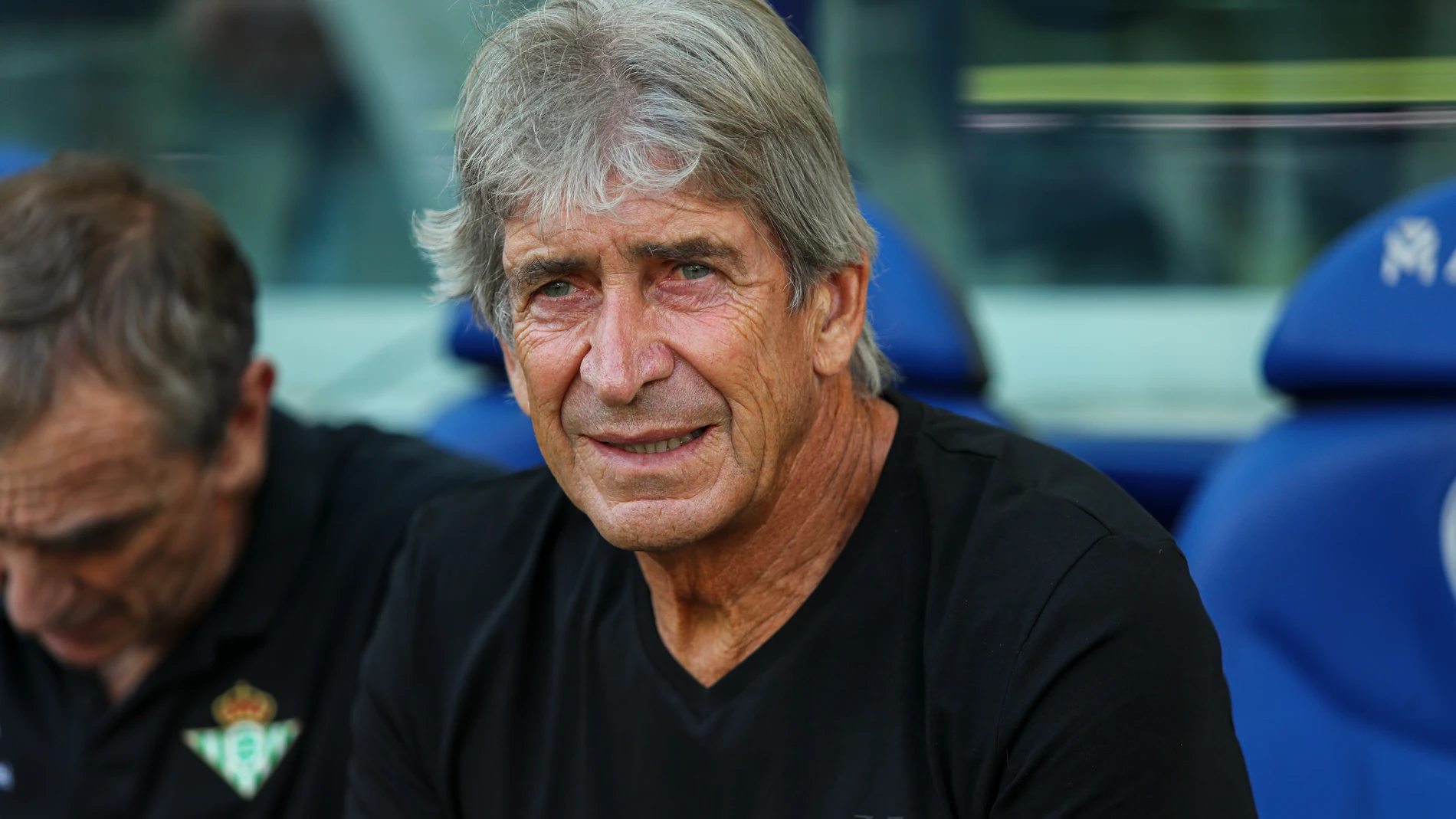Manuel Pellegrini, head coach of Real Betis Balompie, looks on during the Spanish league, LaLiga EA Sports, football match played between Levante UD and Real Betis Balompie at Ciutat de Valencia stadium on September 14, 2025, in Valencia, Spain. AFP7 14/09/2025 ONLY FOR USE IN SPAIN