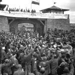 Una imagen de la liberación del campo de concentración de Mauthausen