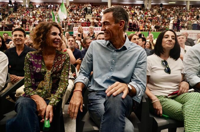 El PSOE alienta la operación «derrocar a Moreno»