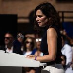 Ciclismo/Vuelta.- Ayuso critica la "kale borroka alentada por Sánchez y sus ministros" que ha cancelado la etapa 21
