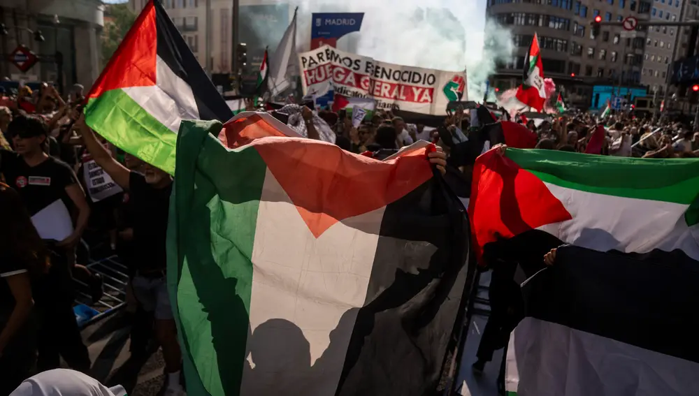 Protestas por la participación de Israel y en apoyo a Palestina en La Vuelta Ciclista. David Jar