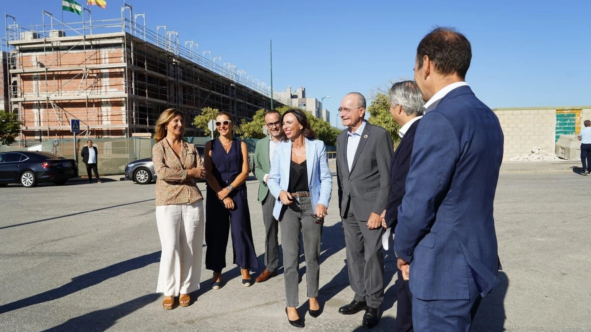 La consejera de Fomento, Articulación del Territorio y Vivienda, Rocío Díaz, en su visita a las viviendas de Málaga.REMITIDA / HANDOUT por Junta de AndalucíaFotografía remitida a medios de comunicación exclusivamente para ilustrar la noticia a la que hace referencia la imagen, y citando la procedencia de la imagen en la firma14/09/2025