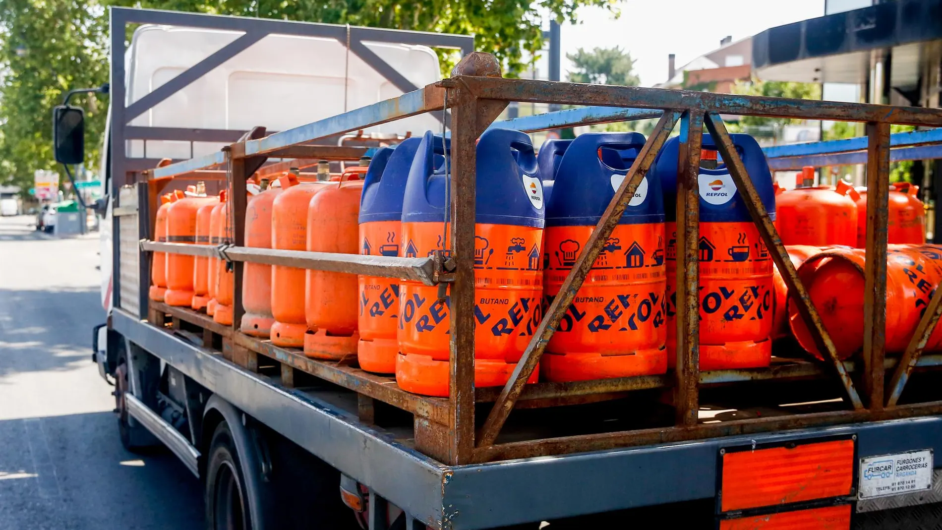 Economía.- La bombona de butano baja un 5% a partir de este martes, hasta los 16,27 euros