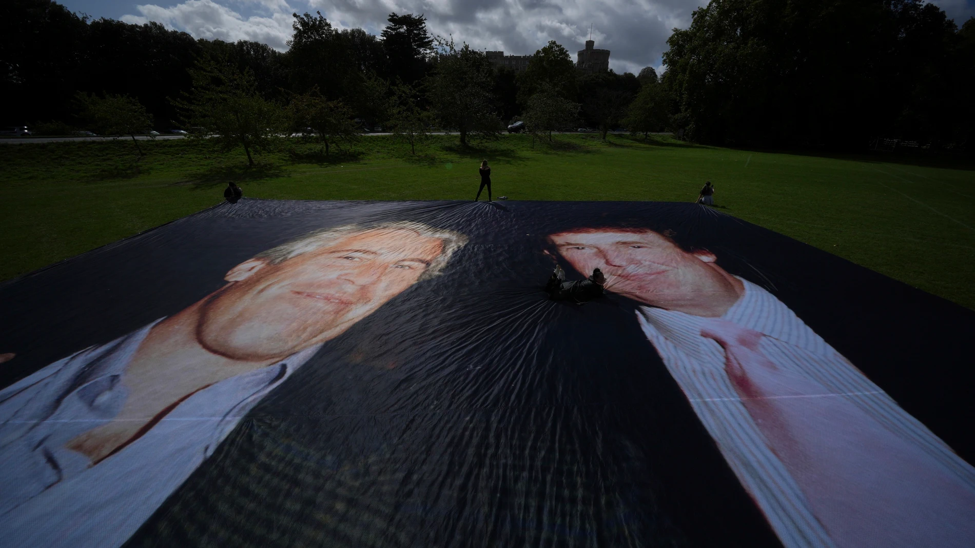 Proyección de Trump y Epstein en el castillo de Windsor