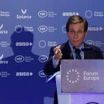 El alcalde de Madrid, José Luis Martínez-Almeida, protagoniza un desayuno informativo