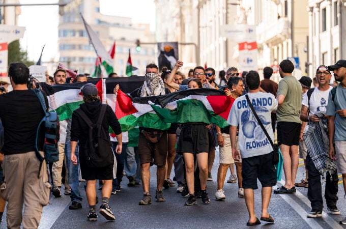 Así es BDS, la organización propalestina que boicoteó la Vuelta a España en Madrid y que Sánchez no ha condenado