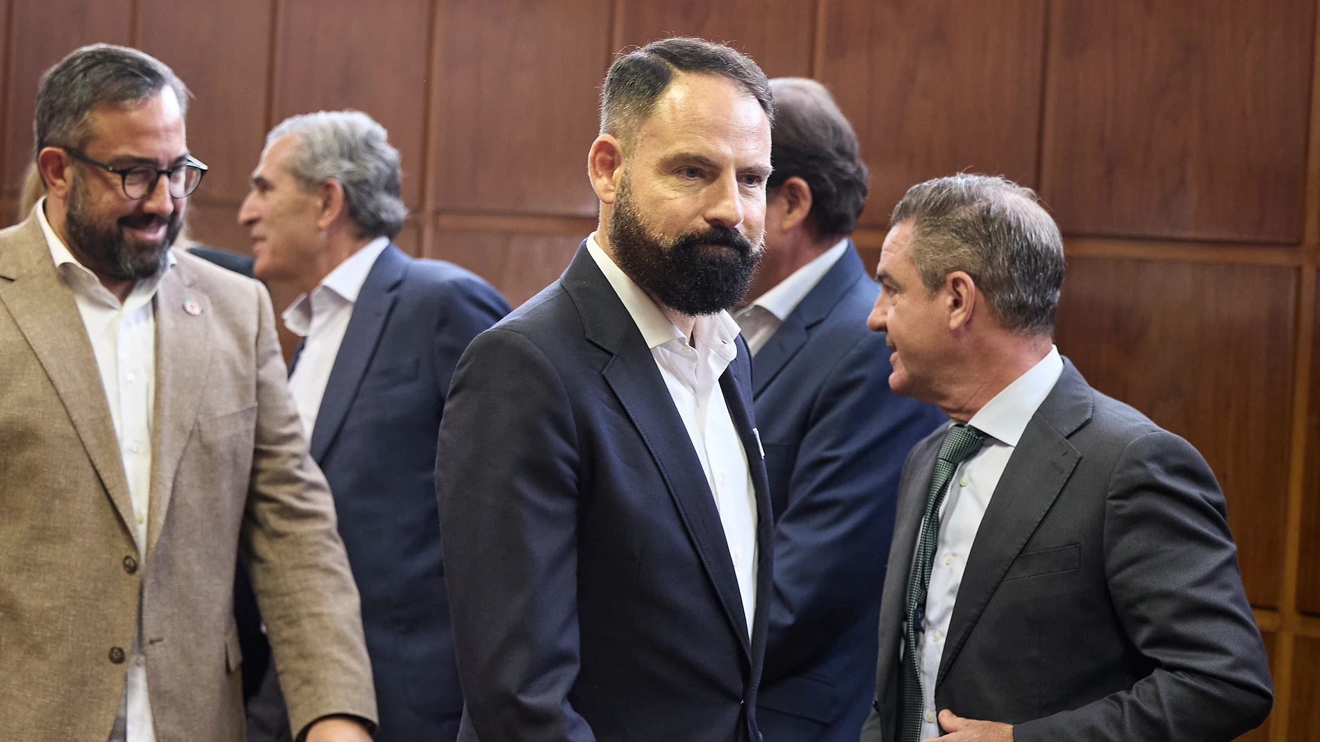 El presidente de Enusa, Mariano Moreno Pavón (c), llega a comparecer en la comisión de investigación sobre el ‘caso Koldo’, en el Senado, a 15 de septiembre de 2025, en Madrid (España). 15 SEPTIEMBRE 2025;MARIANO MORENO;SENADO;KOLDO Jesús Hellín / Europa Press 15/09/2025
