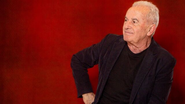 Víctor Manuel publica el primer adelanto de su nuevo álbum y anuncia dos fechas de su próxima gira