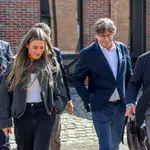 El expresident y líder del JxCat Carles Puigdemont, con Míriam Nogueras y Jordi Turull, ayer en Waterloo