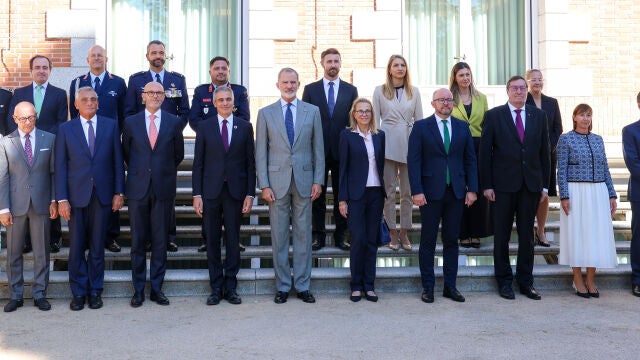 El Rey recibe en audiencia a los representantes diplomáticos de los países que han participado en la extinción de los incendios forestales de agosto
