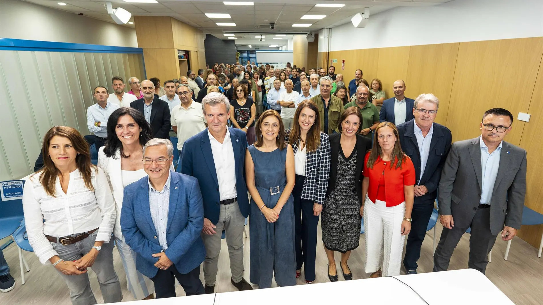 Rueda defiende "la velocidad y la flexibilidad" de las ayudas de la Xunta para los afectados por los incendios