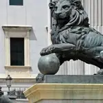 Los leones del Palacio de las Cortes