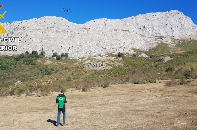 Imagen de la zona donde se ha establecido el dispositivo de búsqueda y localización del montañero desaparecido en el Pico Gilbo (León)
