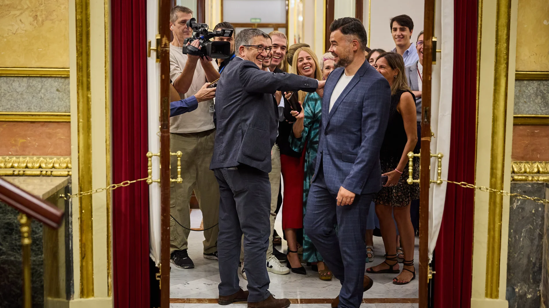 Sesión de control al Gobierno en el Congreso de los Diputados. Comparecen el presidente del Gobierno Pedro Sánchez, María Jesús Montero, Félix Bolaños, Fernando Grande-Marlaska, Oscar Puente. Asisten por el PP Alberto Nuñez Feijoo, Ester Muñoz, Miguel Tellado, por Vox Santiago Abascal, y Gabriel Rufian (ERC), Míriam Nogueras (Junts per Catalunya) y Mertxe Aizpurua por (Bildu)