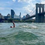 Darío Fernández, el madrileño que ha nadado al rededor de Manhattan por su madre