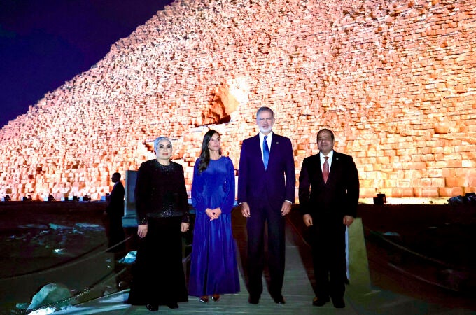 LOS REYES EN EL CAIRO