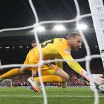 Oblak encajó tres goles en el estreno del Atlético en la Champions