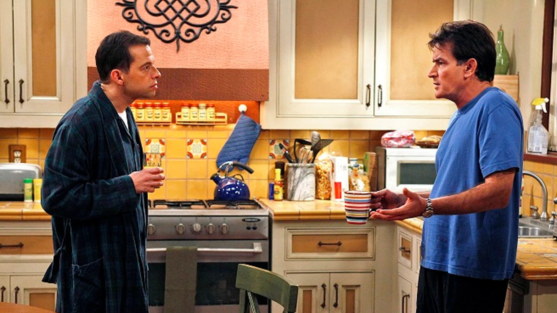 Jon Cryer y Charlie Sheen en 'Dos hombres y medio'