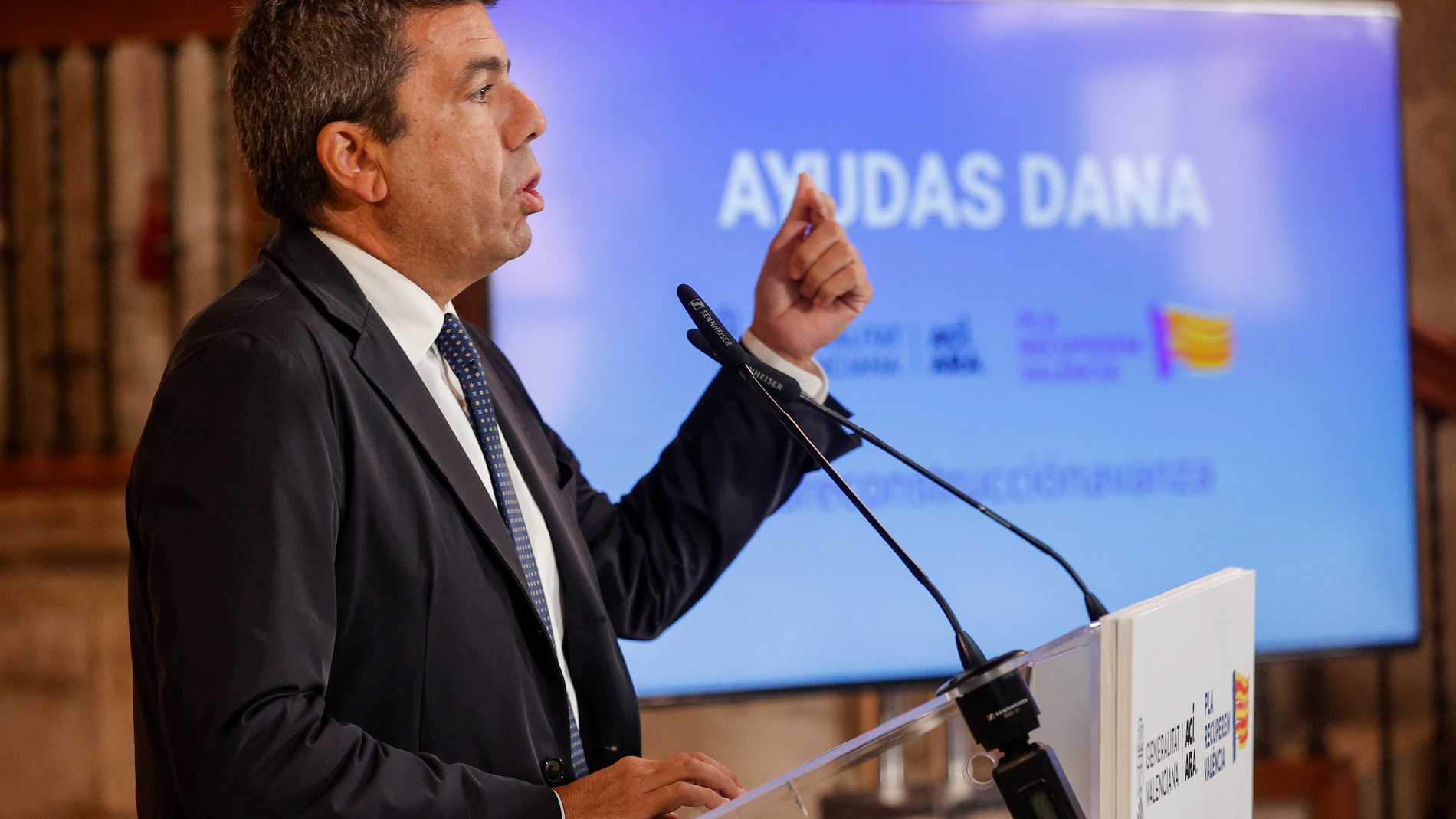 Mazón anuncia nuevas ayudas para las familias y la infancia afectadas por la dana