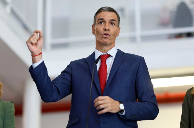 Pedro Sánchez visita las instalaciones de la escuela infantil Casa de los Niños