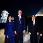 Los Reyes junto a Al Sisi y la primera dama
