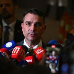 Bolsonaro permanecerá en observación en el hospital tras presentar un fuerte malestar