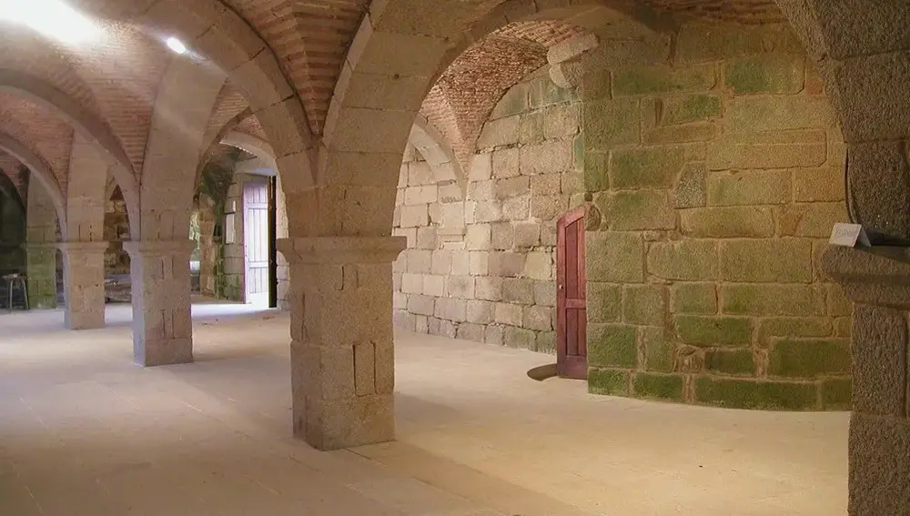 Interior del Castillo de doña Urraca.