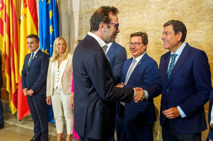 El consejero de Economía y Hacienda y portavoz, Carlos Fernández Carriedo, participa en el Consejo Interterritorial de Internacionalización para analizar el acuerdo arancelario entre la Unión Europea y Estados Unidos