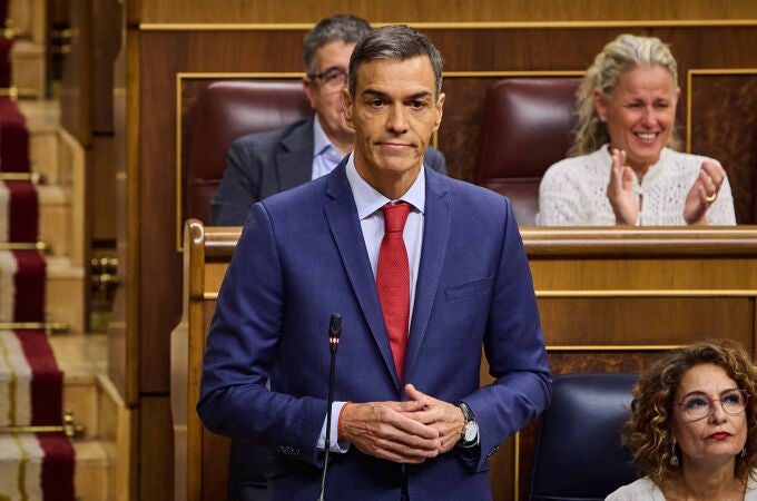 Sesión de control al Gobierno en el Congreso de los Diputados. Comparecen el presidente del Gobierno Pedro Sánchez, María Jesús Montero, Félix Bolaños, Fernando Grande-Marlaska, Oscar Puente. Asisten por el PP Alberto Nuñez Feijoo, Ester Muñoz, Miguel Tellado, por Vox Santiago Abascal, y Gabriel Rufian (ERC), Míriam Nogueras (Junts per Catalunya) y Mertxe Aizpurua por (Bildu) ©  Sesión de control al Gobierno en el Congreso de los Diputados. Comparecen el presidente del Gobierno Pedro Sánchez, María Jesús Montero, Félix Bolaños, Fernando Grande-Marlaska, Oscar Puente. Asisten por el PP Alberto Nuñez Feijoo, Ester Muñoz, Miguel Tellado, por Vox Santiago Abascal, y Gabriel Rufian (ERC), Míriam Nogueras (Junts per Catalunya) y Mertxe Aizpurua por (Bildu) ©