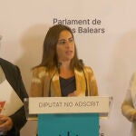 Rueda de prensa de los disidentes de Vox del grupo parlamentario de Baleares.