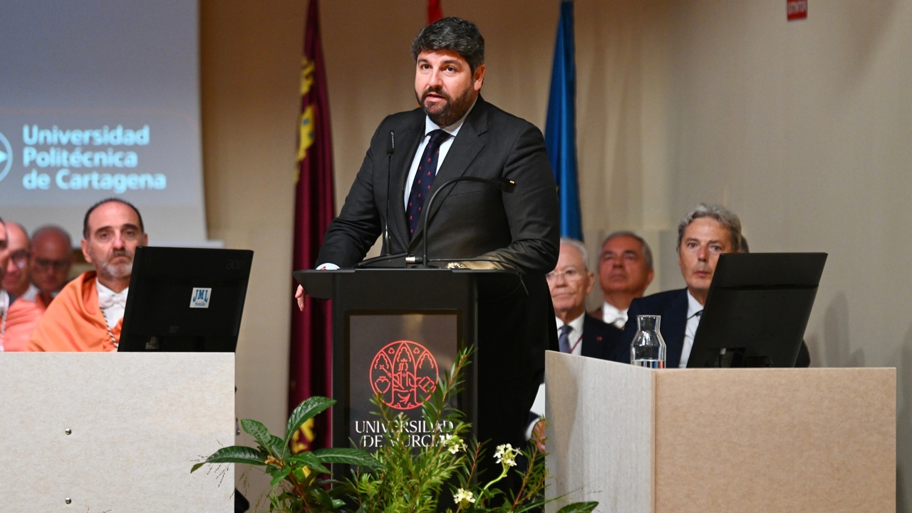 López Miras anuncia la convocatoria de ayudas por valor de 7,8 millones de euros a grupos de investigación de excelencia