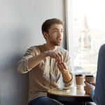 Las frases que los manipuladores odian escuchar, según la psicología