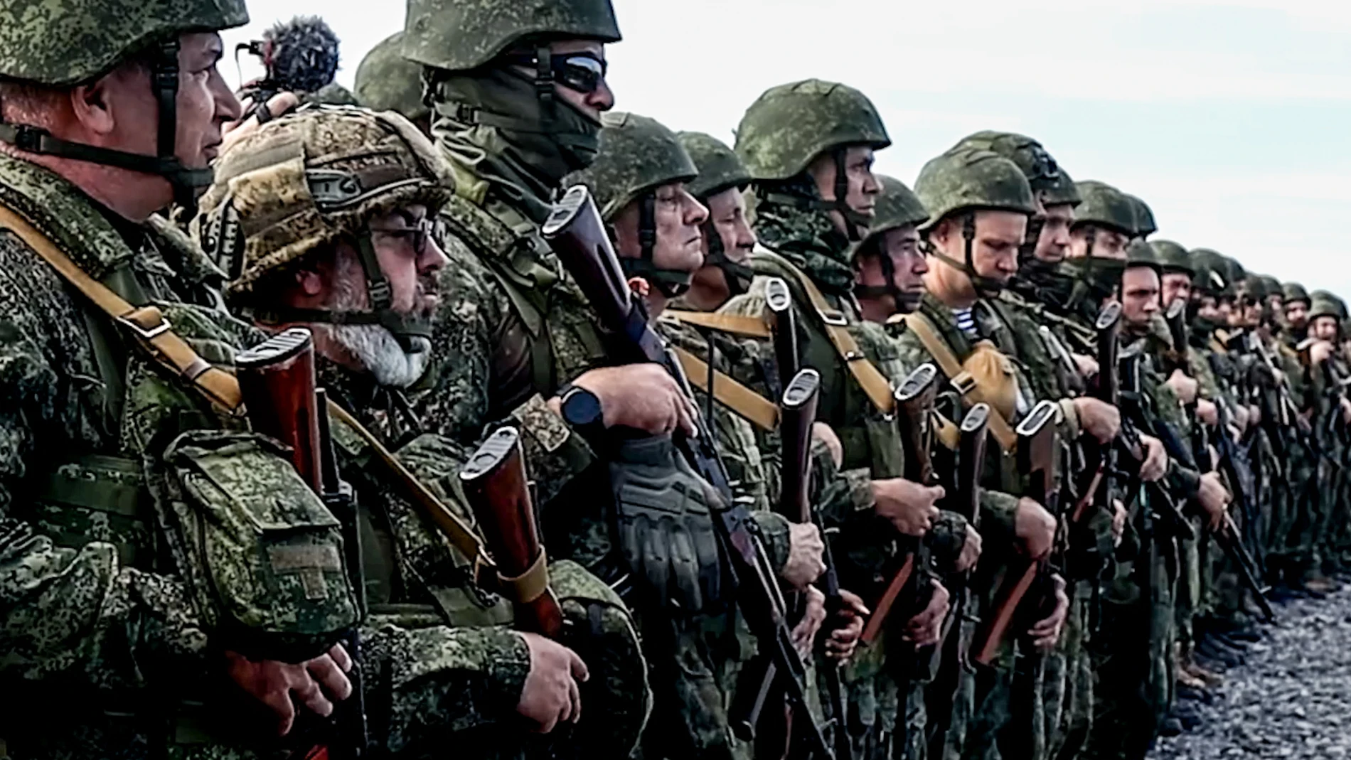 RUSSIA, KALININGRAD REGION - SEPTEMBER 16, 2025: This video screen grab shows Russian Army mobilisation reserve servicemen taking part in a drill held as part of the joint Russian-Belarusian military exercise West 2025. Video grab. Best possible quality Europa Press/Contacto/Russian Defence Ministry Pre 16/09/2025 ONLY FOR USE IN SPAIN