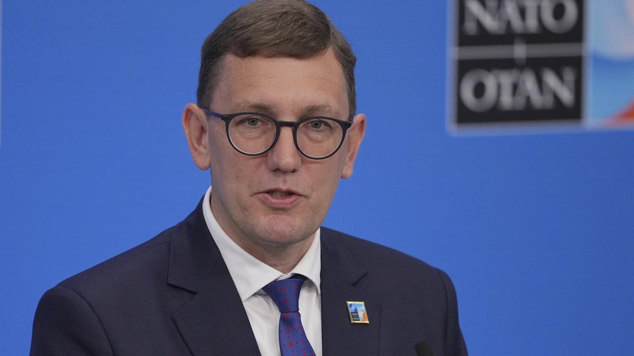 Aviones de la OTAN "interceptaron de inmediato" a los cazas rusos en Estonia: "Ha sido una temeridad"