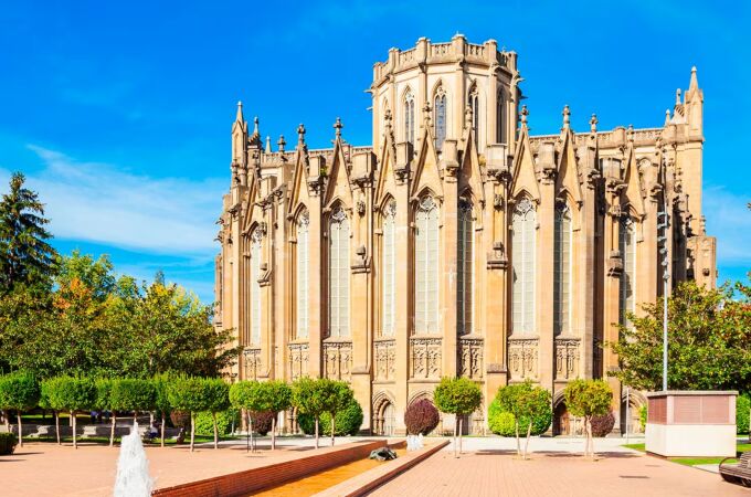 Así es la catedral del norte de España que inspiró un best seller de Ken Follet