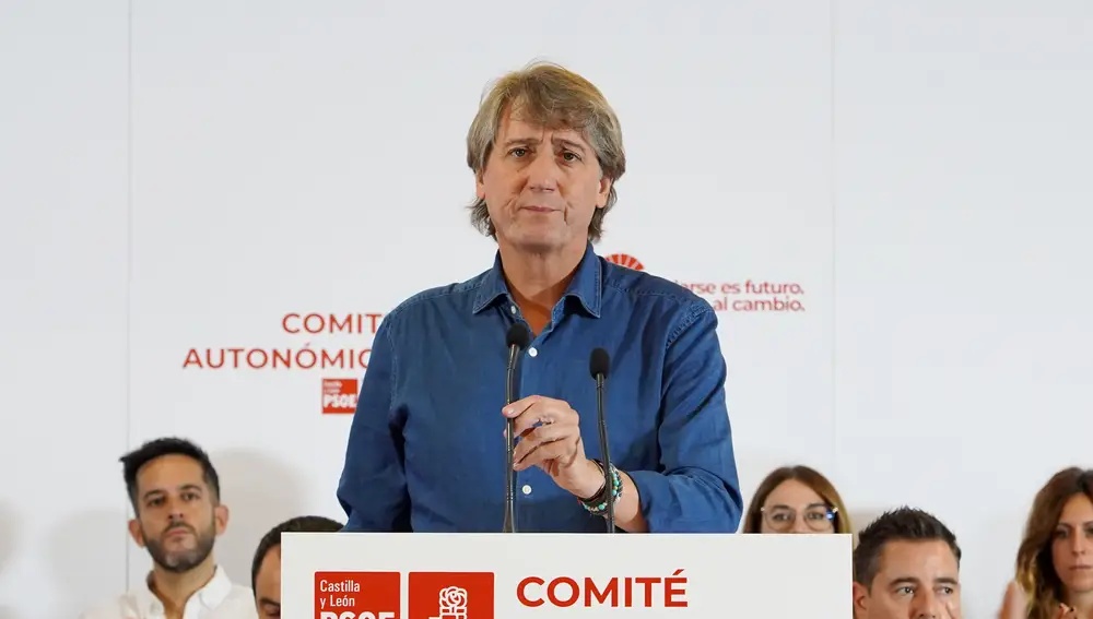 El secretario general del PSCyL, Carlos Martínez, interviene ante el Comité Autonómico del PSOE de Castilla y León
