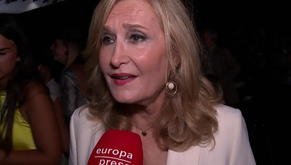 Nieves Herrero opina sobre las memorias de Mar Flores