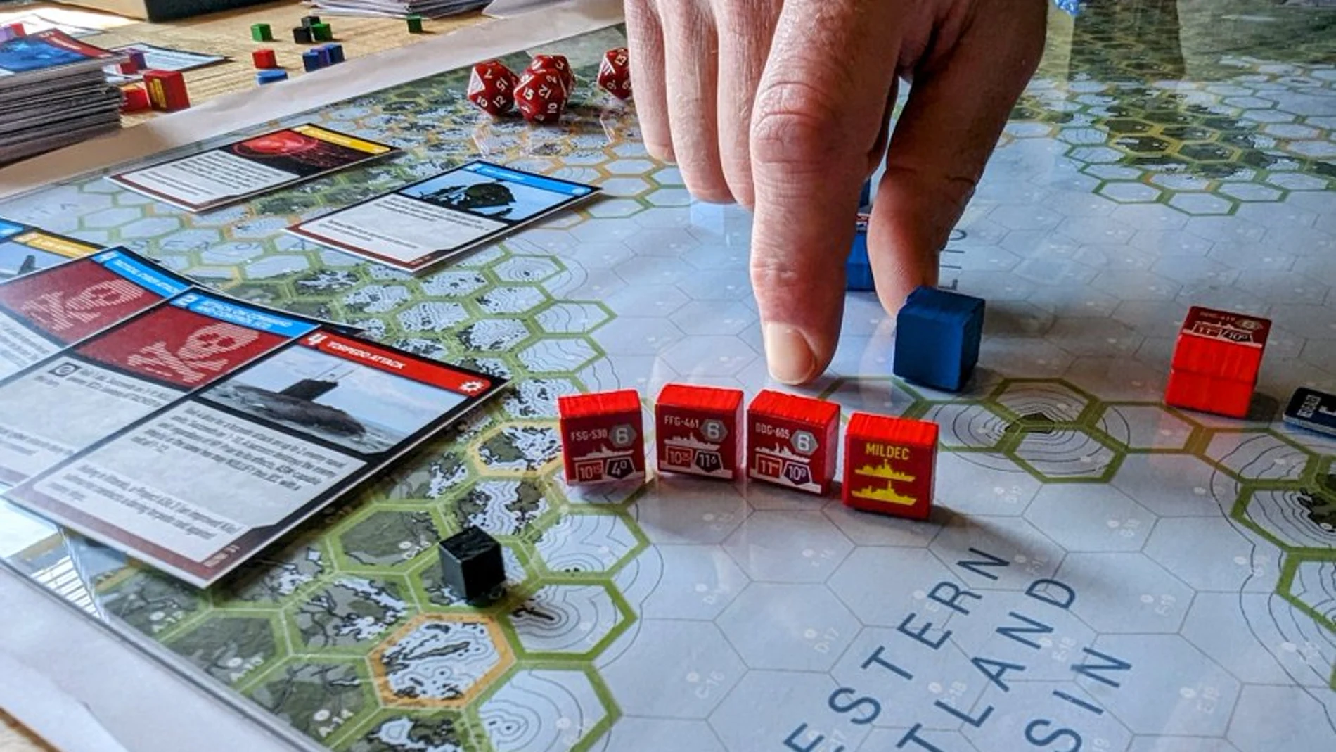 Un juego de mesa diseñado por un exmilitar imagina un escenario tan posible como temido: la invasión rusa del Báltico