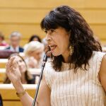 Redondo anuncia "mejoras técnicas" en el nuevo contrato para gestionar las pulseras antimaltrato Redondo anuncia "mejoras técnicas" en el nuevo contrato para gestionar las pulseras antimaltrato