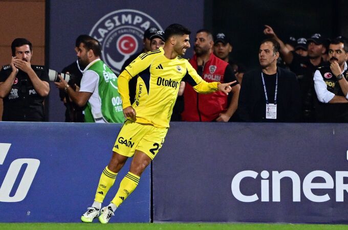 Marco Asensio con el Fenerbahçe