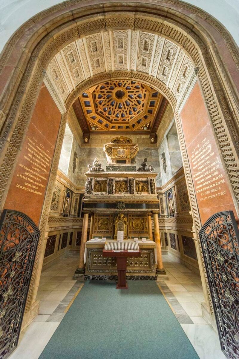 Sepulcro de San Juan de la Cruz