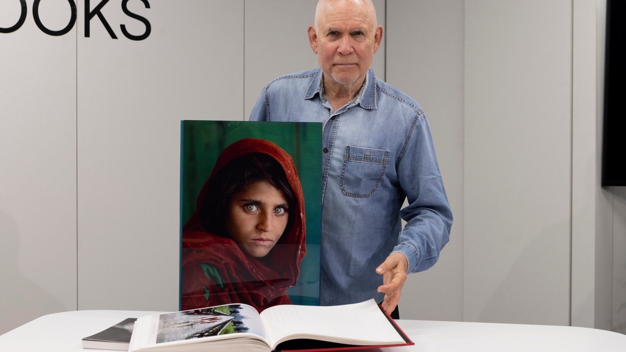 La mirada que cambió la historia: el nuevo libro de Steve McCurry revela sus 40 fotos más impactantes
