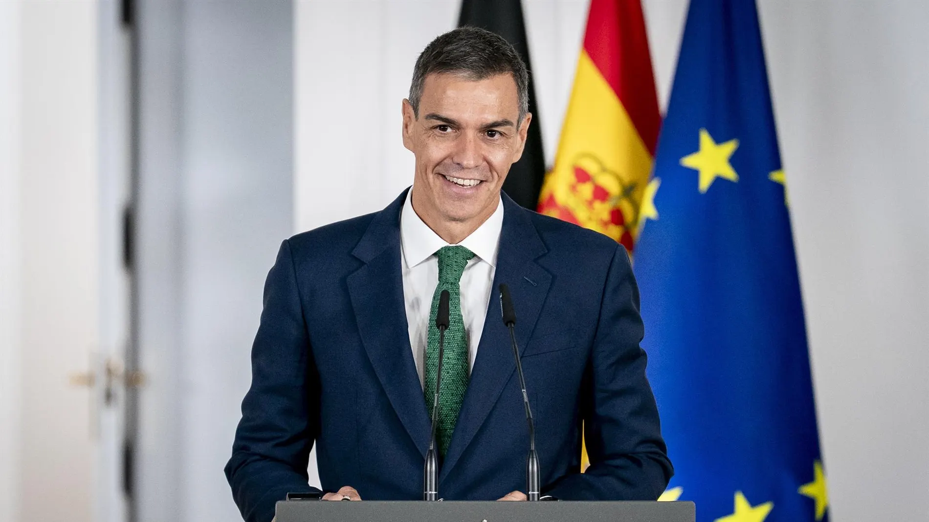 AMP.- Sánchez dice que frente al genocidio "no podemos mirar hacia otro lado" y llama a frenar la "espiral de belicismo"