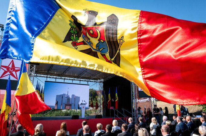 Moldavia.- La Policía lanza una macrooperación ante las sospechas de disturbios organizados por Rusia en las elecciones